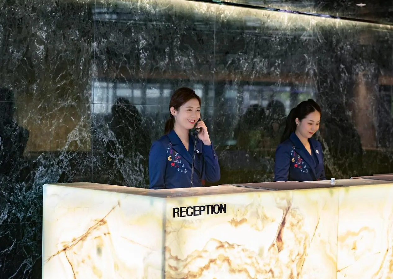 Mondrian Seoul Itaewon Hotel