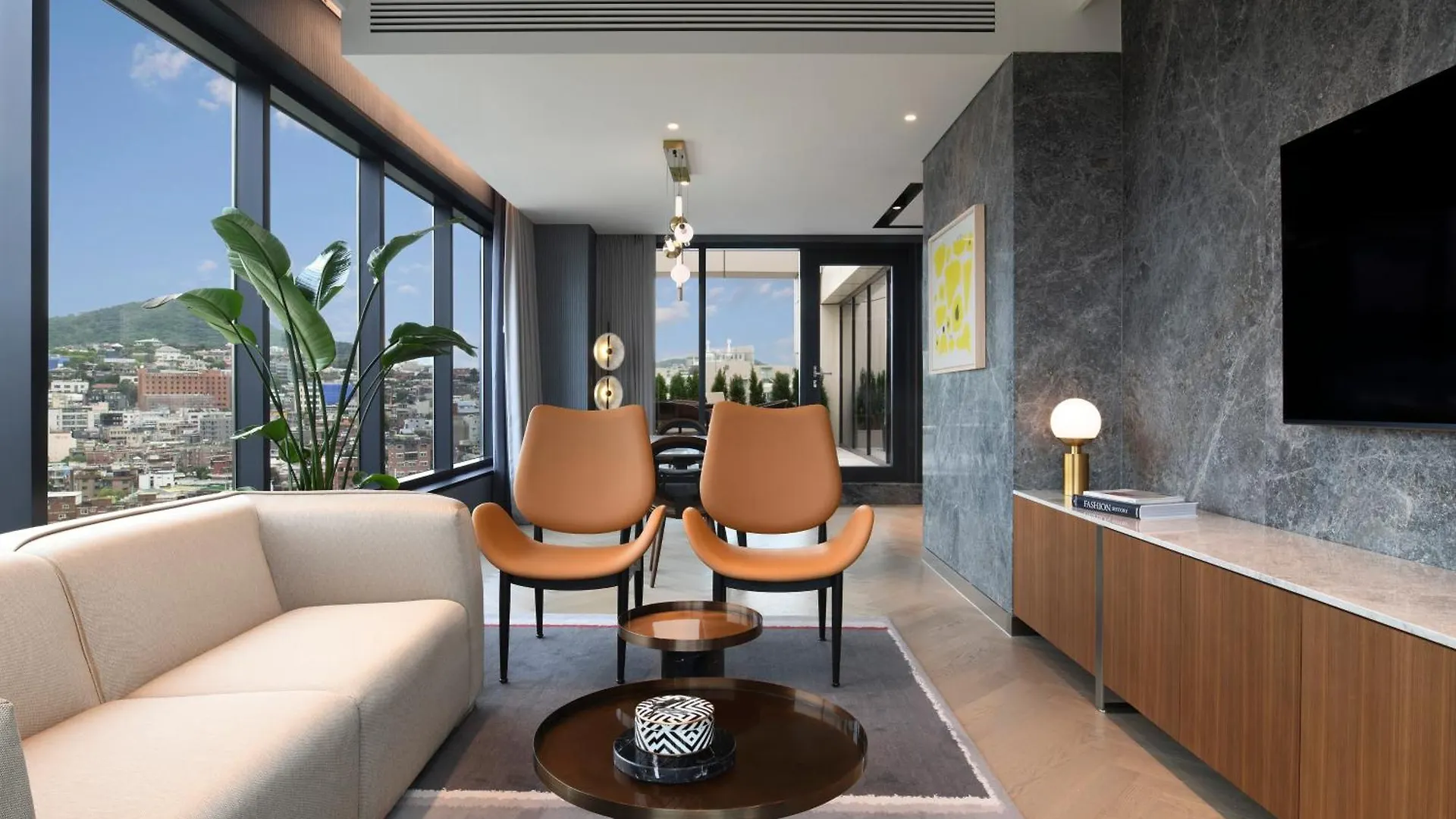 Mondrian Seoul Itaewon Hotel
