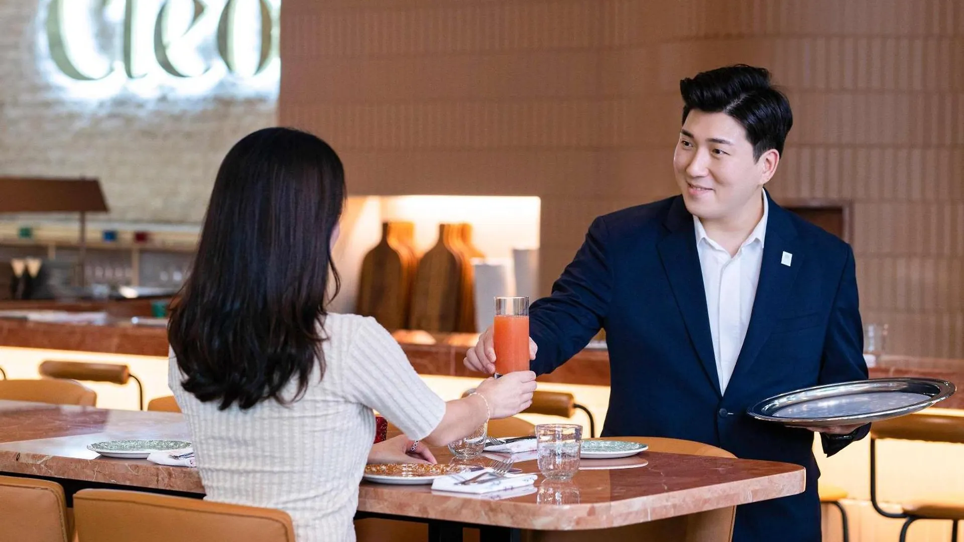 Mondrian Seoul Itaewon Hotel